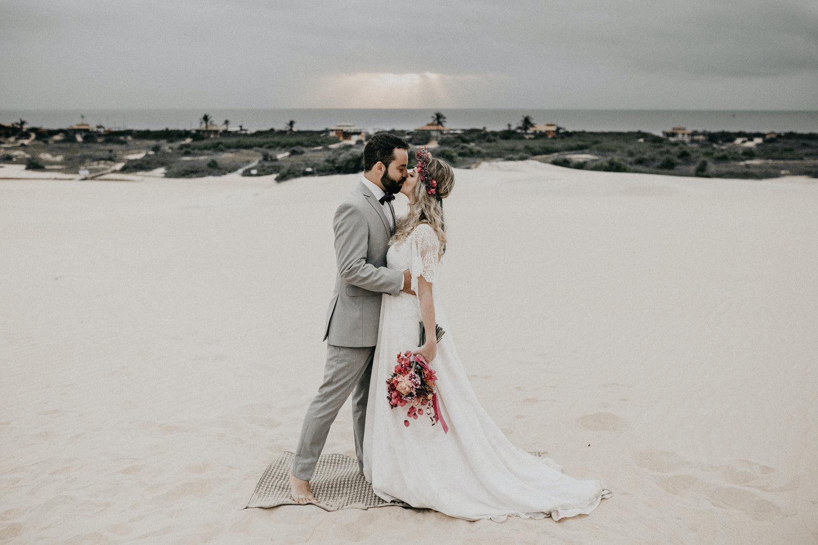 beach wedding