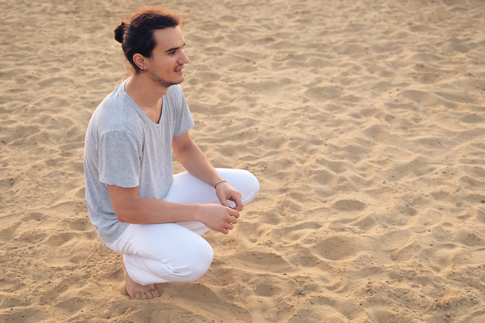 Man wearing linen pants