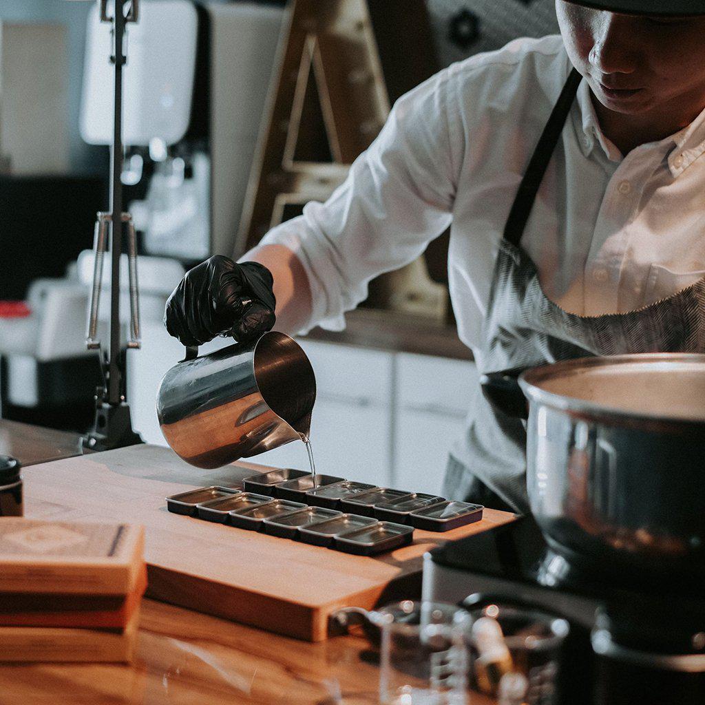 Analogue Apotik - Omni Solid Cologne - The Suitcase