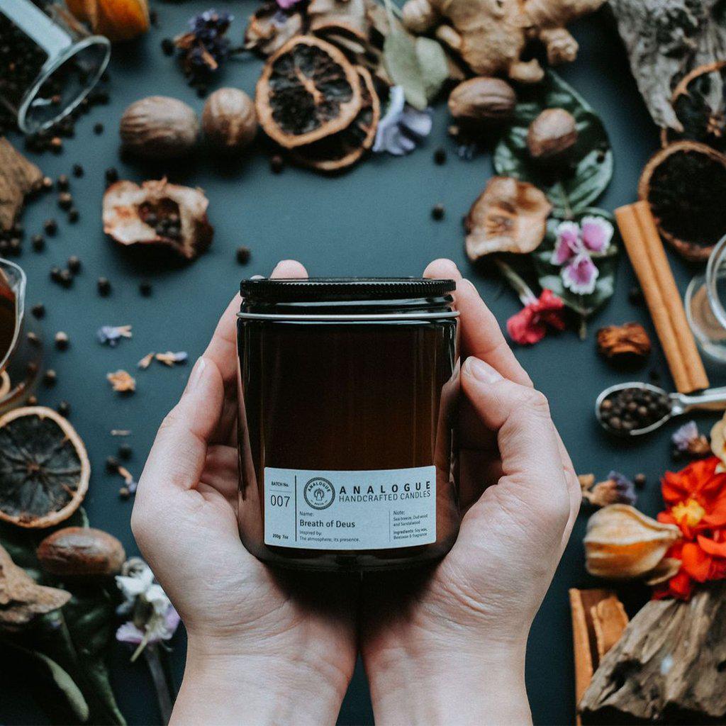 Analogue Apotik - Breath of Deus Bee & Soy Wax Candle - The Suitcase