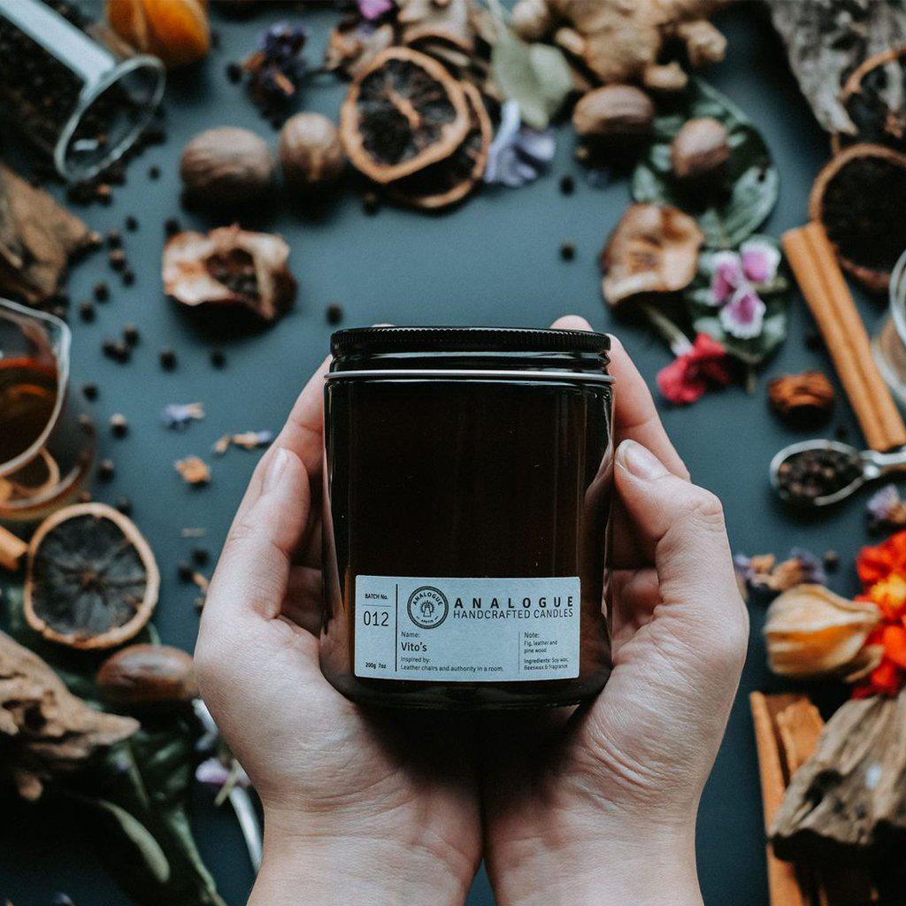 Analogue Apotik - Vitos Bee & Soy Wax Candle - The Suitcase
